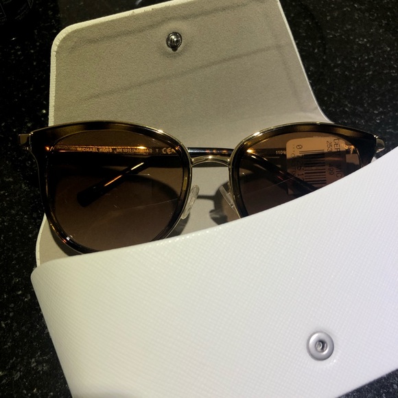 Michael Kors Sunglasses NWT - Picture 3 of 8